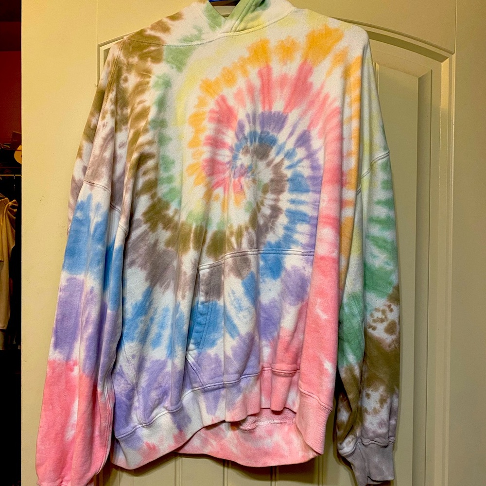 Tie dye a&f hoodie